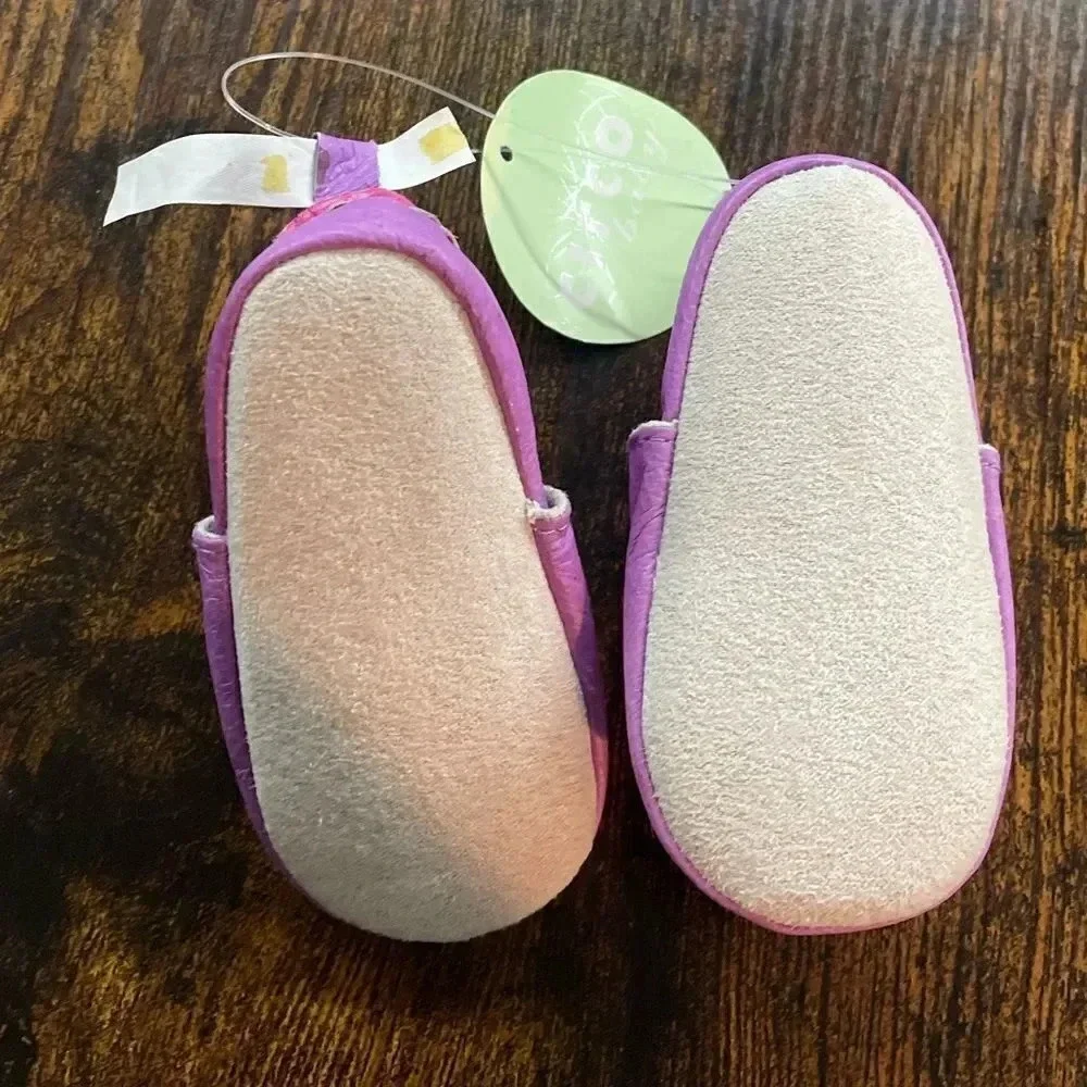 Circo Baby Soft Sole Leather Baby Girl Slip Shoes